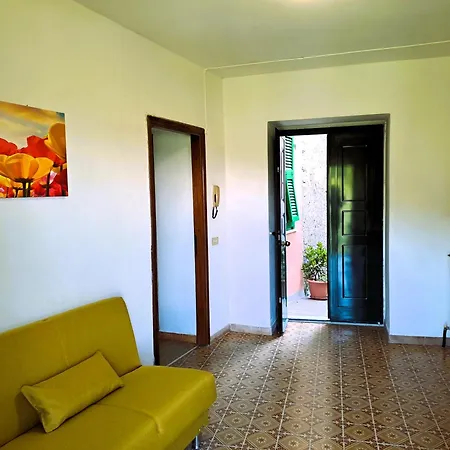 Casa Di Marco * Riccò del Golfo di Spezia