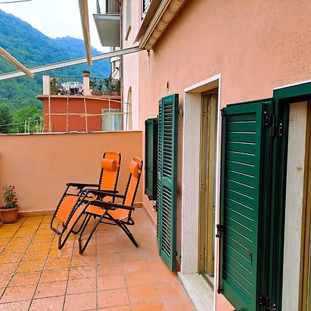 Casa Di Marco * Riccò del Golfo di Spezia
